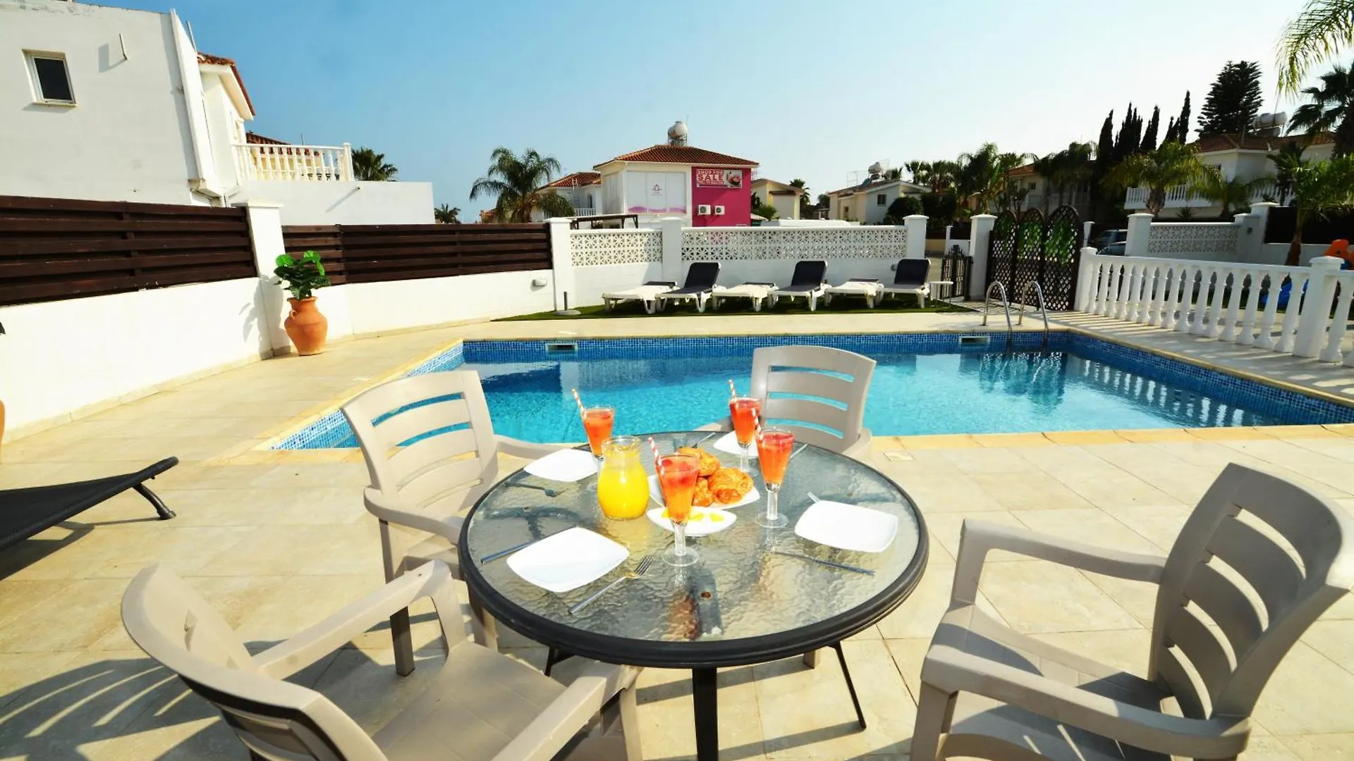 Villa Thetida Ayia Napa 0*,